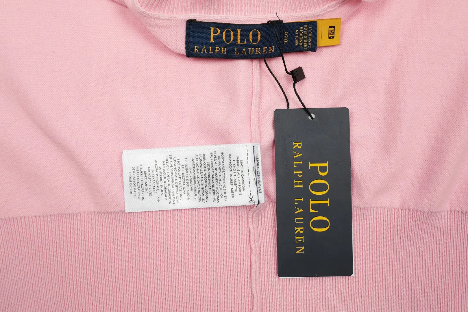 🅿️156 "Top quality" Style number: DS008# (not off the shelves all year round) [Ralph Lauren round neck solid color pony embroidered logo knitted short sleeves] ✅Ralph Lauren classic basic versatile knitted short sleeves for all seasons ✅Main supplier platform live broadcast Wholesale entity Replenish if out of stock Not off the shelf ✅ZP quality 1:1 version Scan the code to enter the GF website Counter quality ✅Detailed quality is the only one in Guangzhou Imported quality cotton yarn, focusing on high-end, cost-effective, good quality needless to say ✅The version is restored to the original version, loose, comfortable and stress-free, simple is high-end, classic is timeless ✅The upper body is simple and easy to match, a must-have for goddess ootd. Good-looking clothes are never picky. A must-have in the goddess' wardrobe. Size: S-XL Color: Army green, off-white, black, light pink, khaki, navy, light blue, mint green